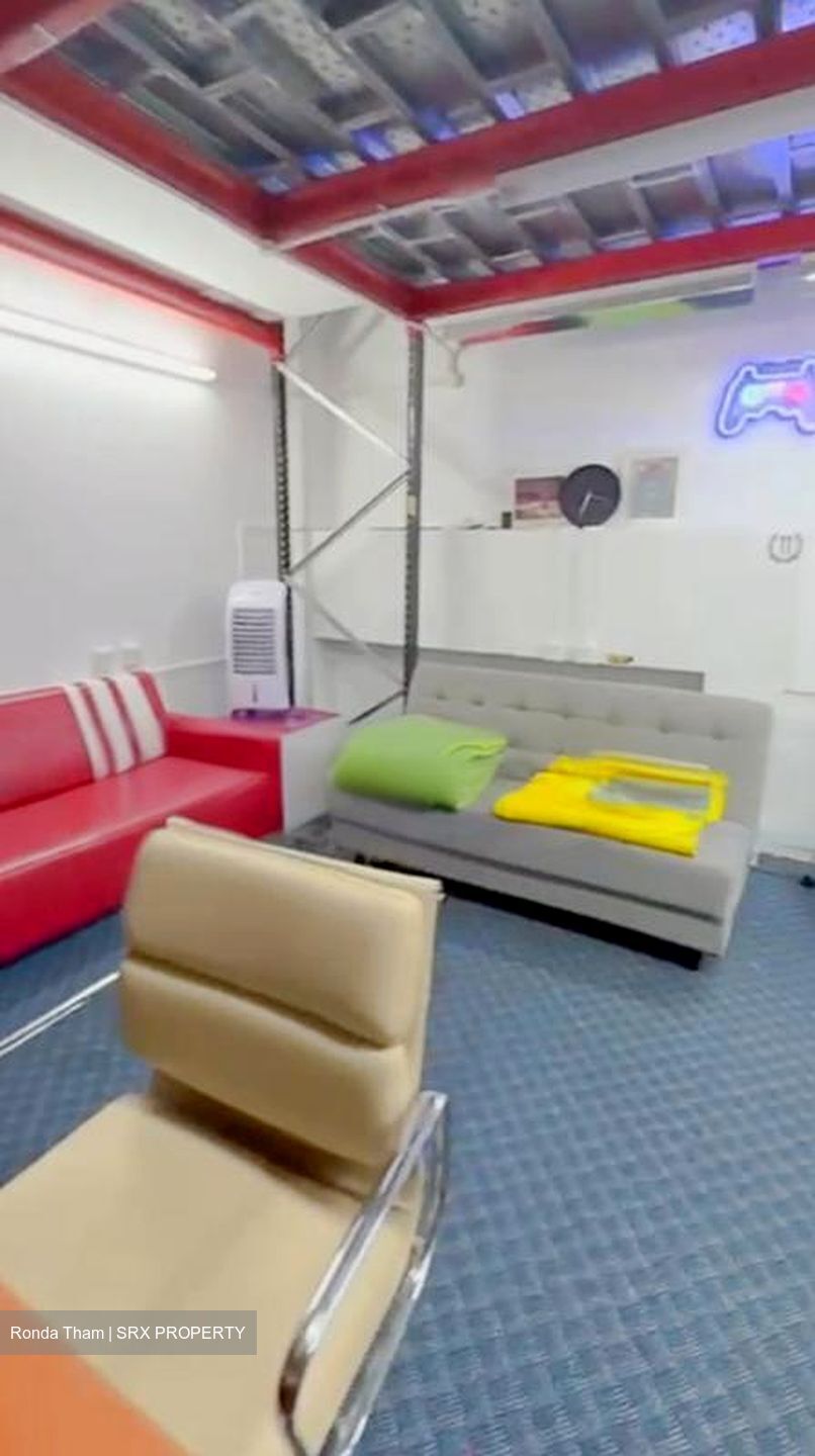 Ubi Techpark (D14), Factory #458779321